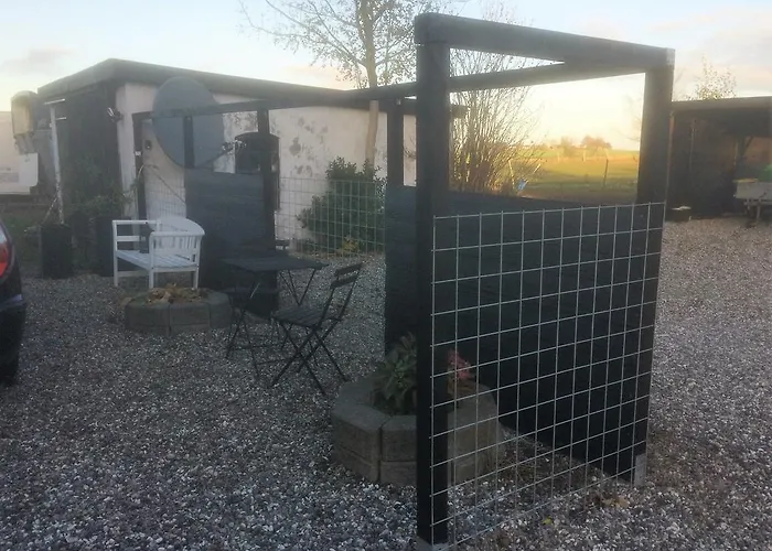 Guest house Svalegaarden *